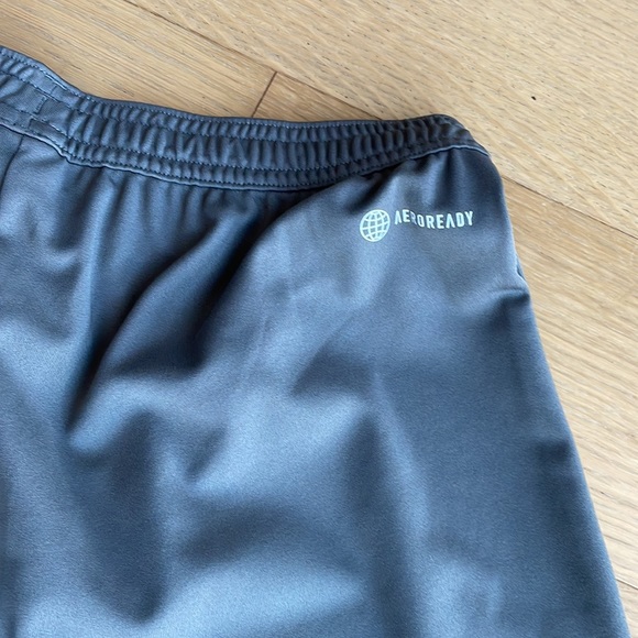 Adidas Jersey Shorts - Picture 4 of 6